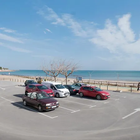 Irta Playa דירה *