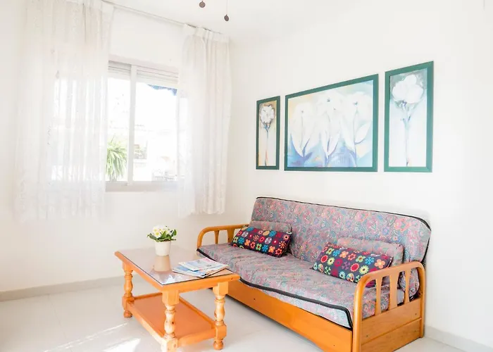 Irta Playa Apartment *