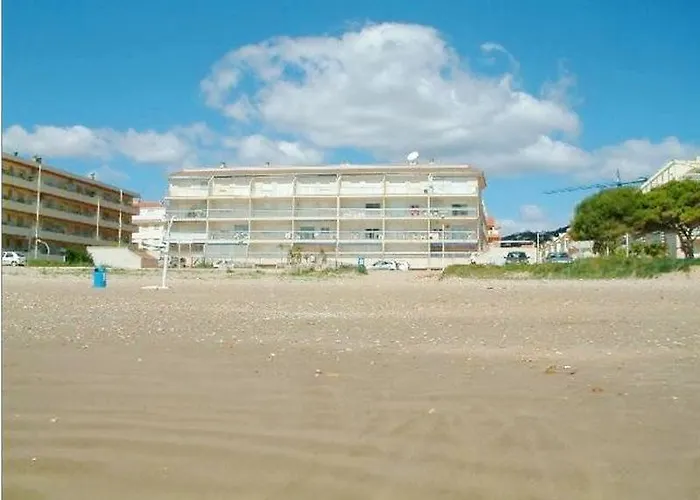 Irta Playa Apartment *